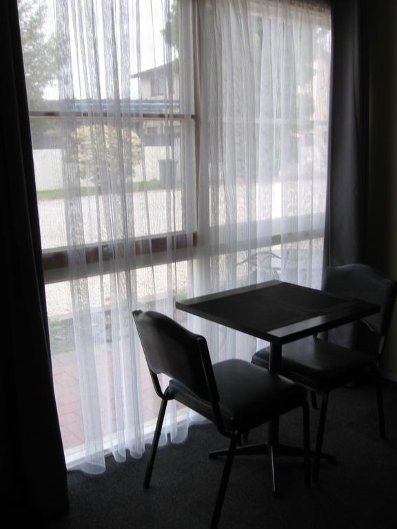 Darlot Motor Inn Horsham Bagian luar foto